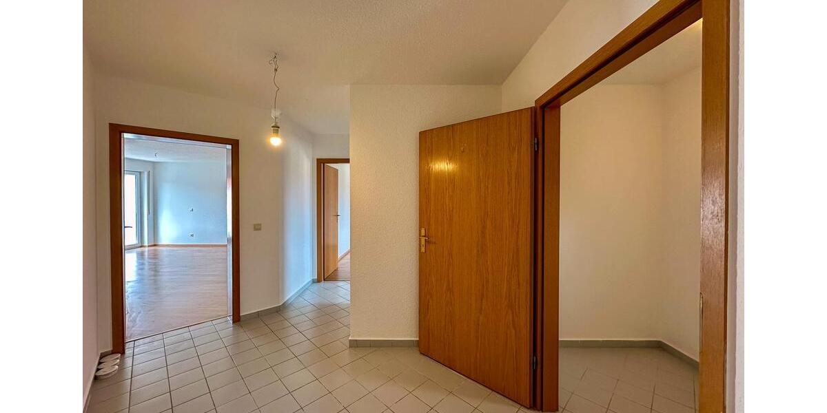 Dachgeschoßwohnung Naumburg (Saale) - 2 Zimmer, 59 m&sup2;, 430&euro; | Angebot:24954278