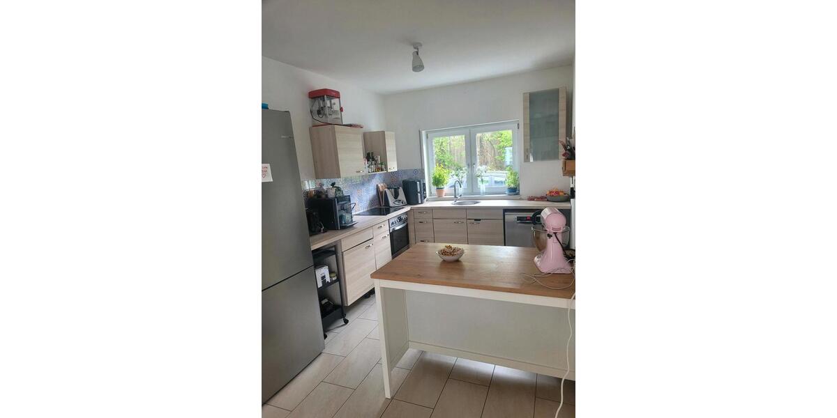 Terrassenwohnung Wiehl - 3 Zimmer, 120 m&sup2;, 1.200&euro; | Angebot:26538387