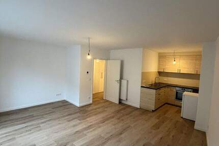 Erstbezug: Vollsaniertes Apartment mit Küche, Einbauschrank, Balkon in Rheinnähe, Poller Wiesn 1 zimmer