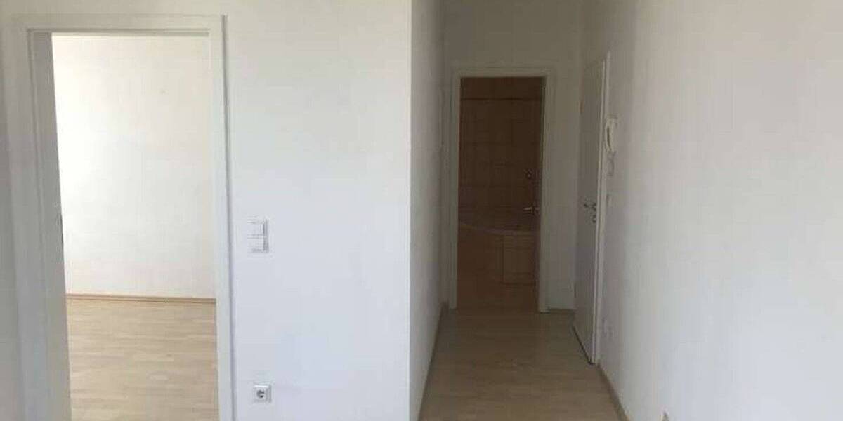 Etagenwohnung Altenburg Südost - 2 Zimmer, 60 m&sup2;, 380&euro; | Angebot:26805536