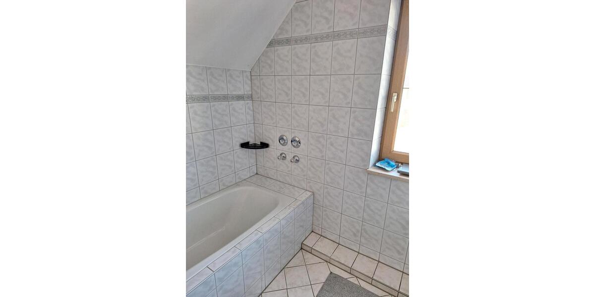 Dachgeschoßwohnung Merching - 1 Zimmer, 43 m&sup2;, 700&euro; | Angebot:25445187