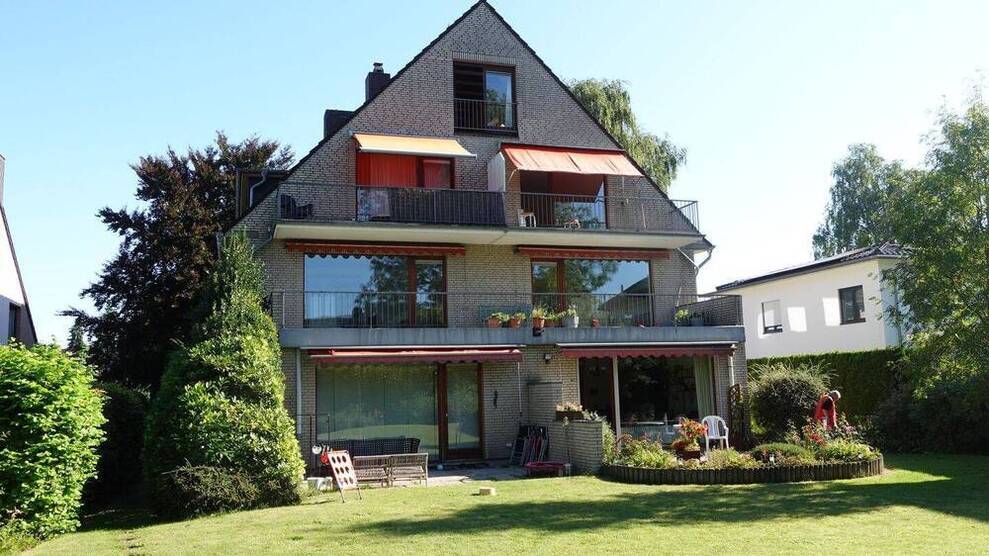 Vollständig renoviert: Elegante 2,50 Zimmer in Niendorf