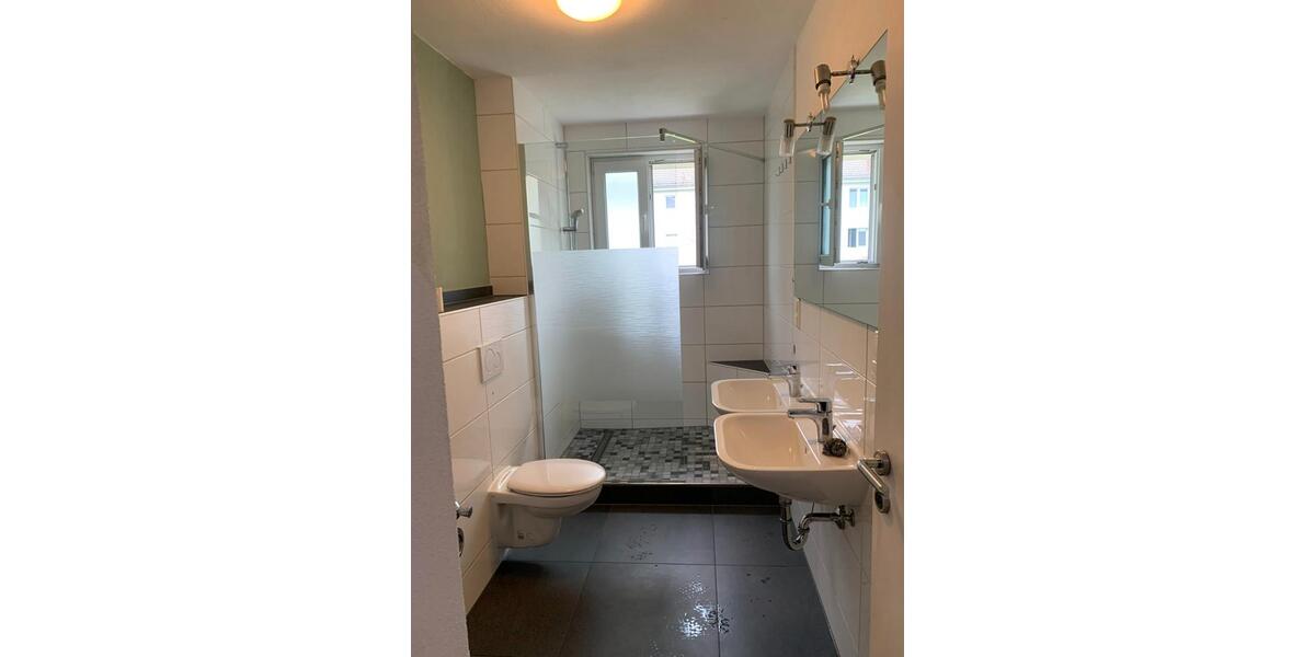 Erdgeschoßwohnung Gießen Allendorf - 5 Zimmer, 110 m&sup2;, 1.200&euro; | Angebot:26598390