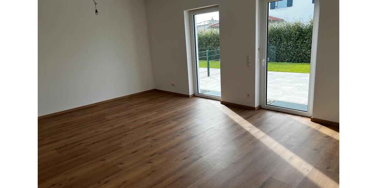 Erdgeschoßwohnung Rain - 2.5 Zimmer, 70 m&sup2;, 950&euro; | Angebot:25646756