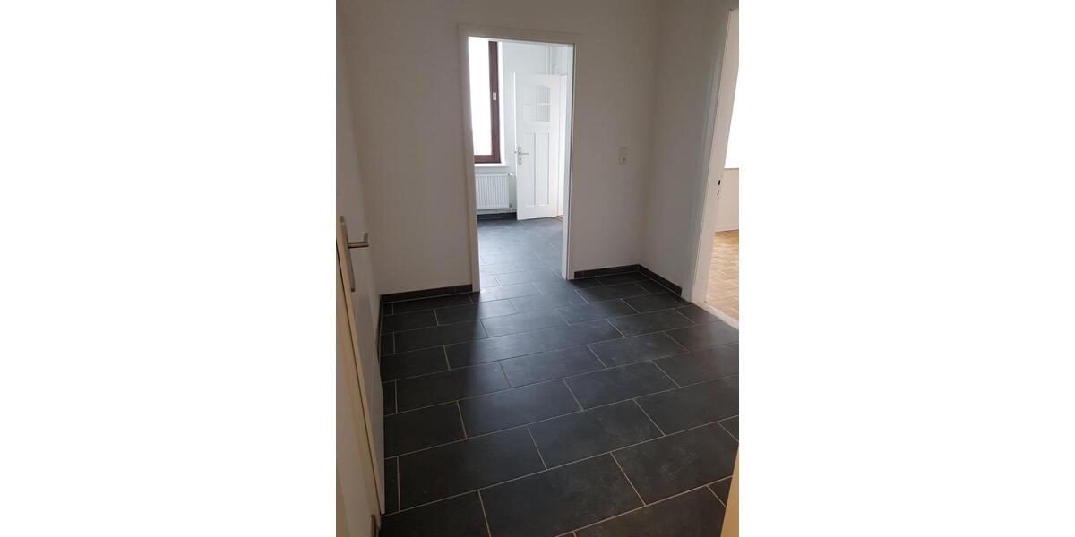 Mehrfamilienhaus, Wohnhaus Flensburg - 7 Zimmer, 360 m&sup2;, 3.240&euro; | Angebot:24836609