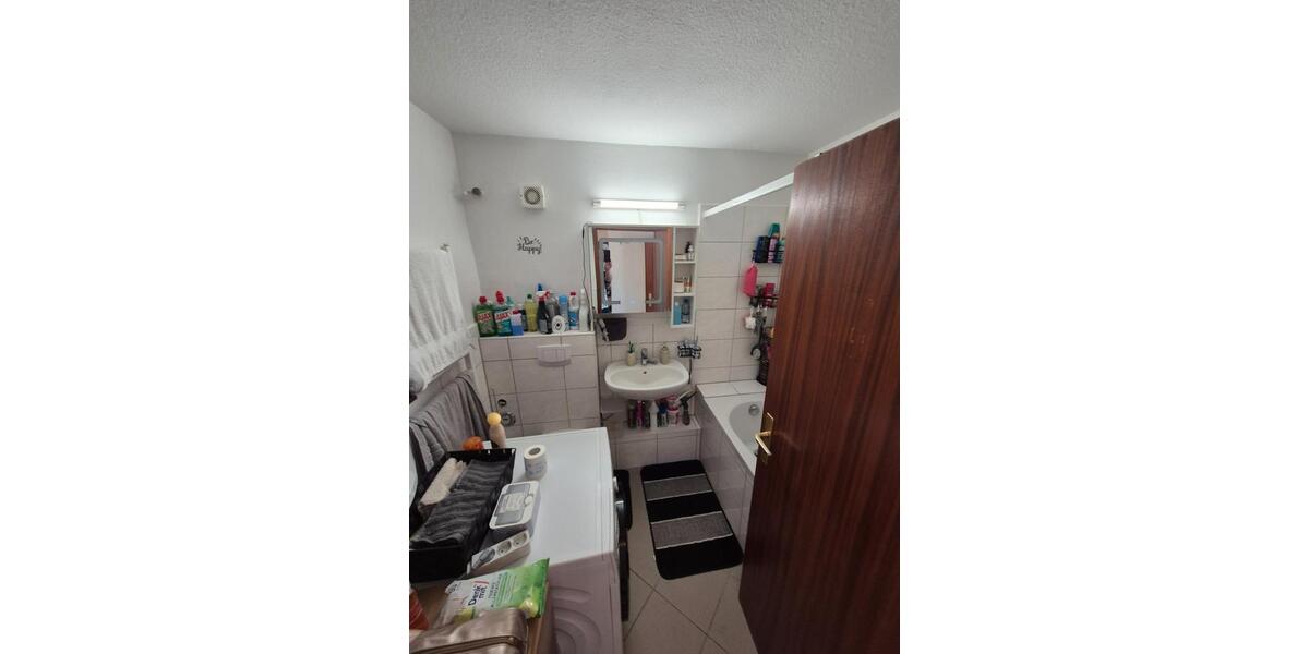 Dachgeschoßwohnung Neumünster - 3 Zimmer, 54 m&sup2;, 600&euro; | Angebot:26560695