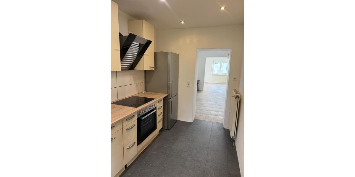 Erdgeschoßwohnung Schmelz - 4 Zimmer, 90 m&sup2;, 700&euro; | Angebot:26238112