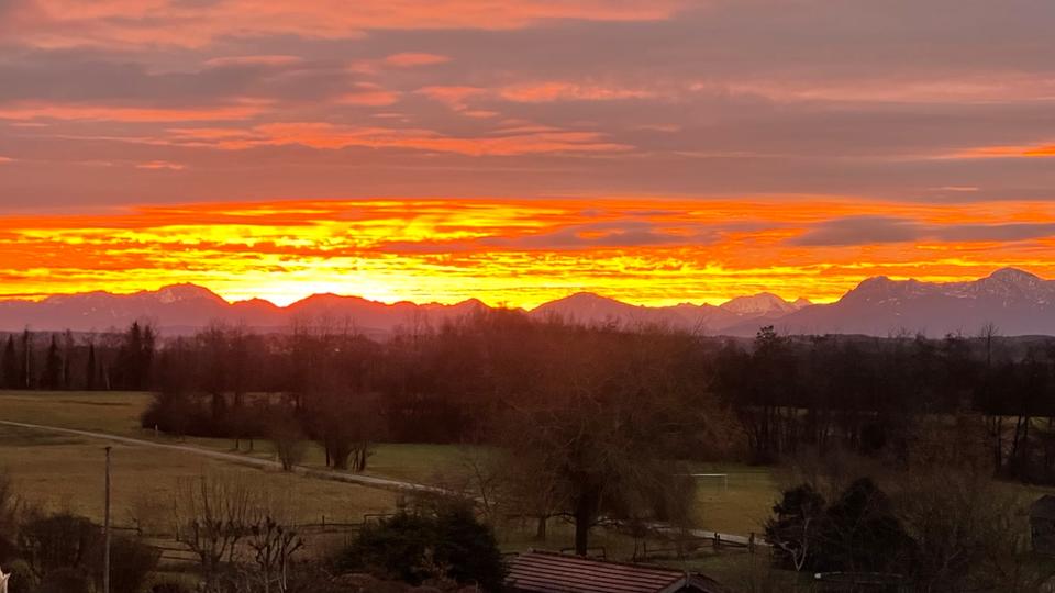 Einfamilienhaus Peißenberg - 5 Zimmer, 190 m&sup2;, 2.850&euro; | Angebot:24530452