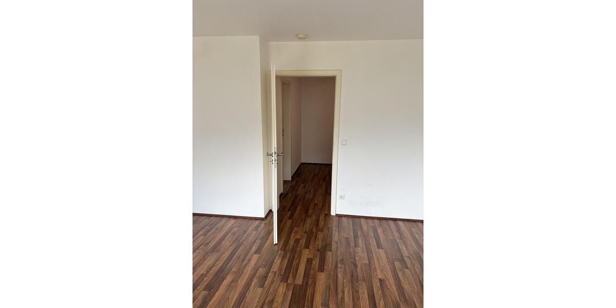 Erdgeschoßwohnung Hamburg Eimsbüttel - 3 Zimmer, 82 m&sup2;, 1.100&euro; | Angebot:26048671