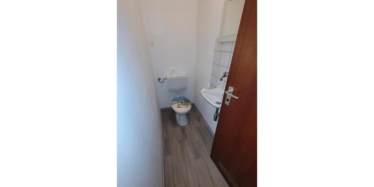 Erdgeschoßwohnung Fellbach - 3 Zimmer, 79 m&sup2;, 1.280&euro; | Angebot:26504439