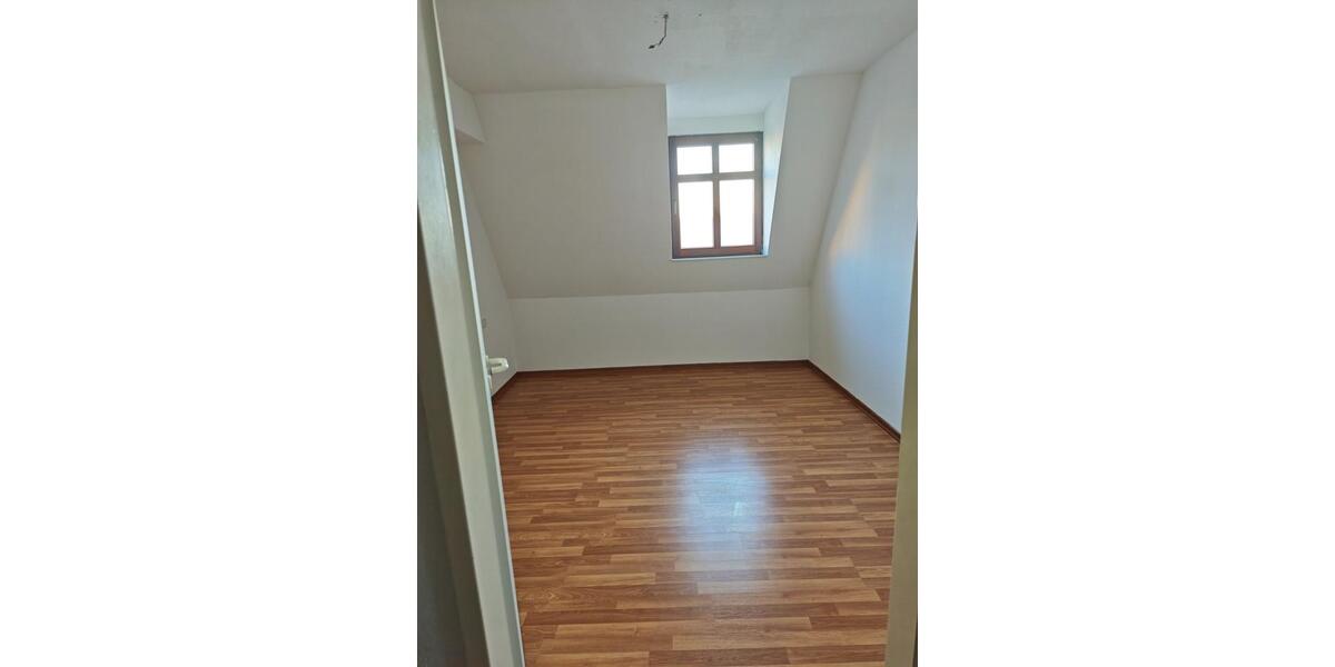 Dachgeschoßwohnung Torgau - 3 Zimmer, 68 m&sup2;, 440&euro; | Angebot:24626558