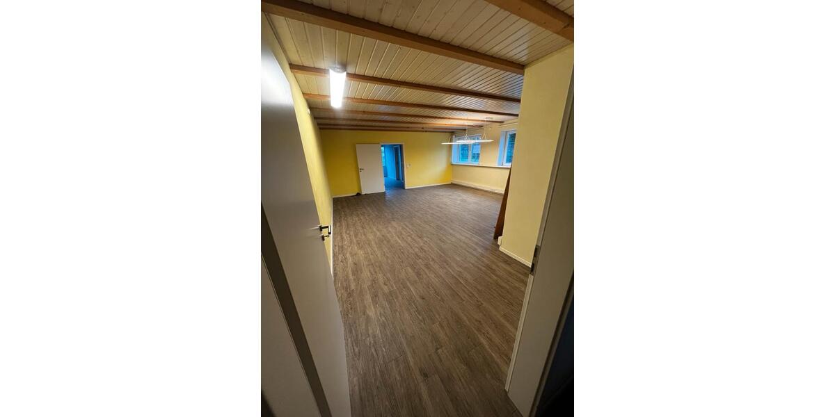 Büro oder Wohnung 90qm schafflund Gewerbegebiet ab sofort zimmer