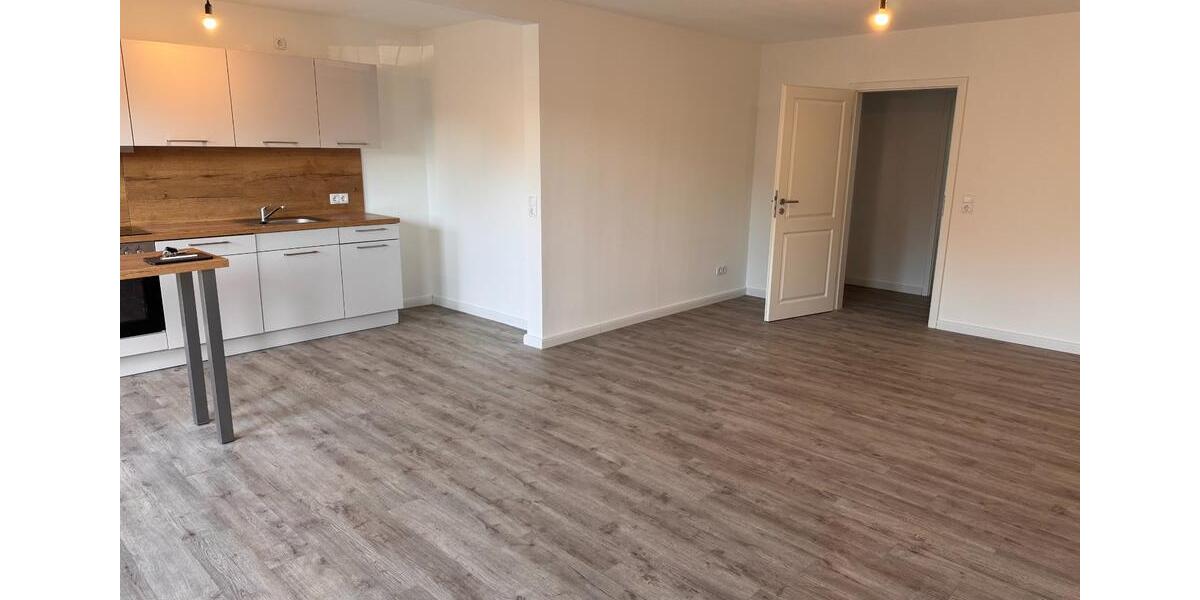 Erdgeschoßwohnung Bad Segeberg - 3 Zimmer, 74 m&sup2;, 1.200&euro; | Angebot:25306918