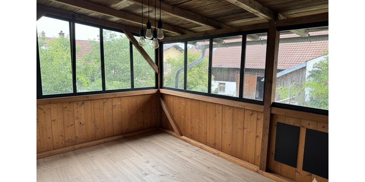 Einfamilienhaus Geiselhöring - 10 Zimmer, 300 m&sup2;, 1.500&euro; | Angebot:24461635