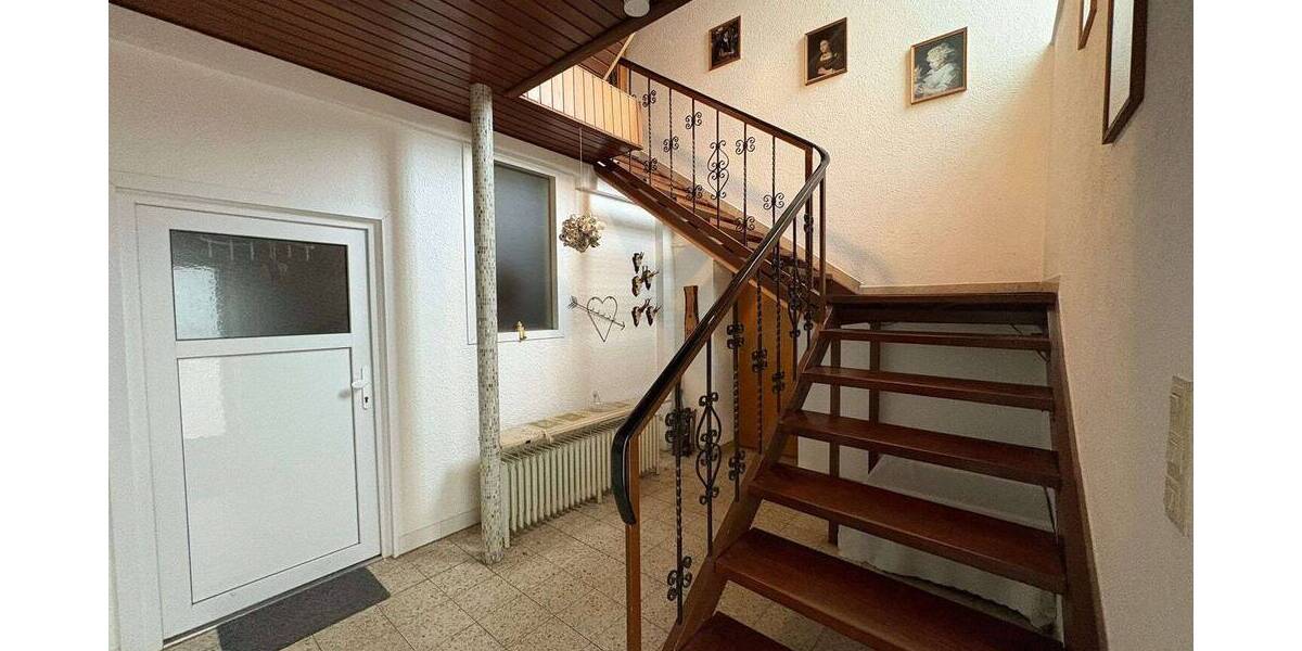 Etagenwohnung Linden Großen-Linden - 5 Zimmer, 150 m&sup2;, 1.150&euro; | Angebot:26713069