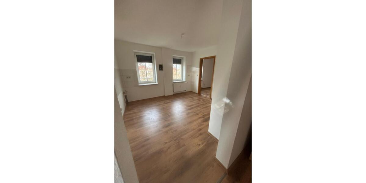 Dachgeschoßwohnung Weida - 3 Zimmer, 63 m&sup2;, 385&euro; | Angebot:25285638