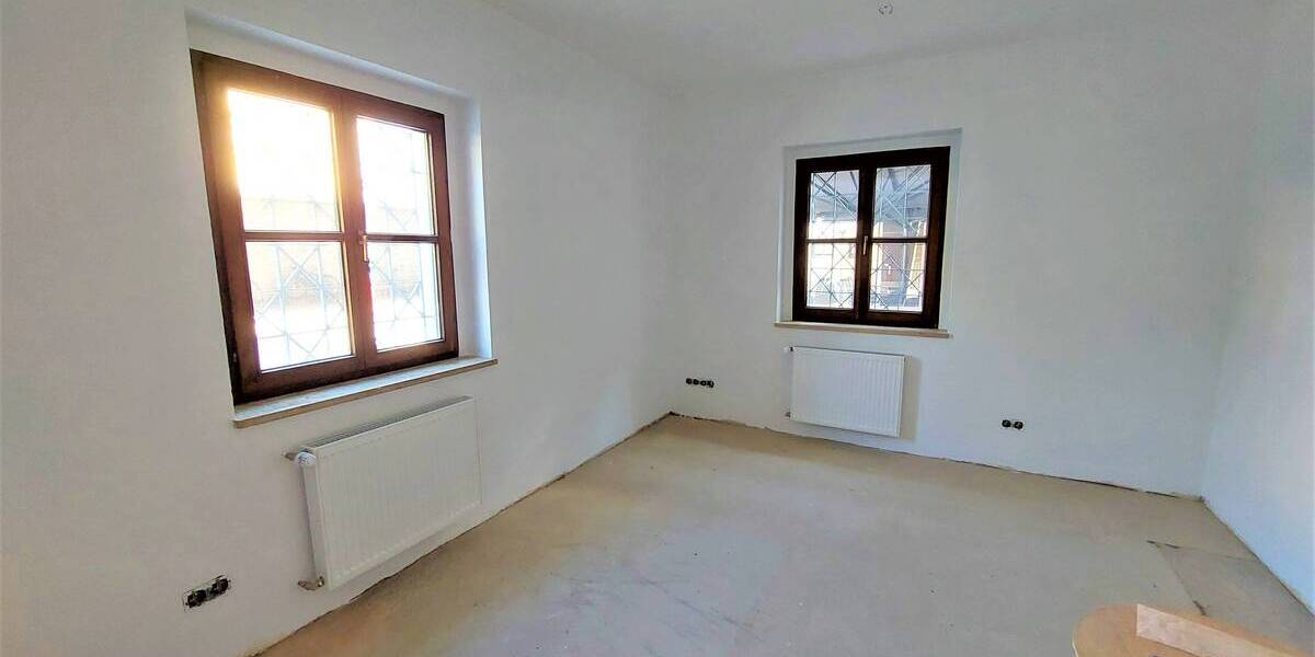 Gewerbeobjekt Weiden in der Oberpfalz Weiden - 5 Zimmer, 320 m&sup2;, 3.800&euro; | Angebot:25769874