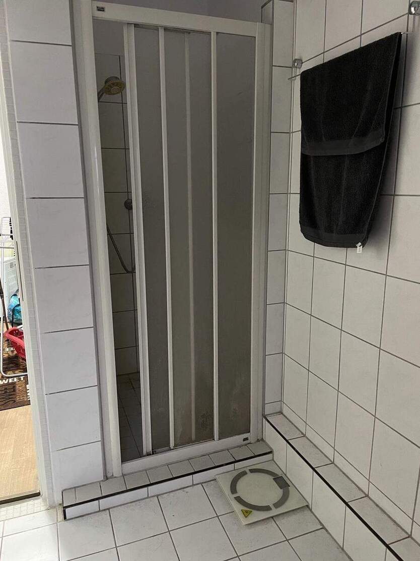 Sonniges DG in Wassernähe! 2 zimmer