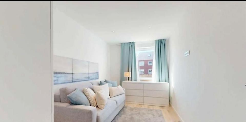 Hochparterre Hörnum (Sylt) - 3 Zimmer, 80 m&sup2;, 2.000&euro; | Angebot:25995197