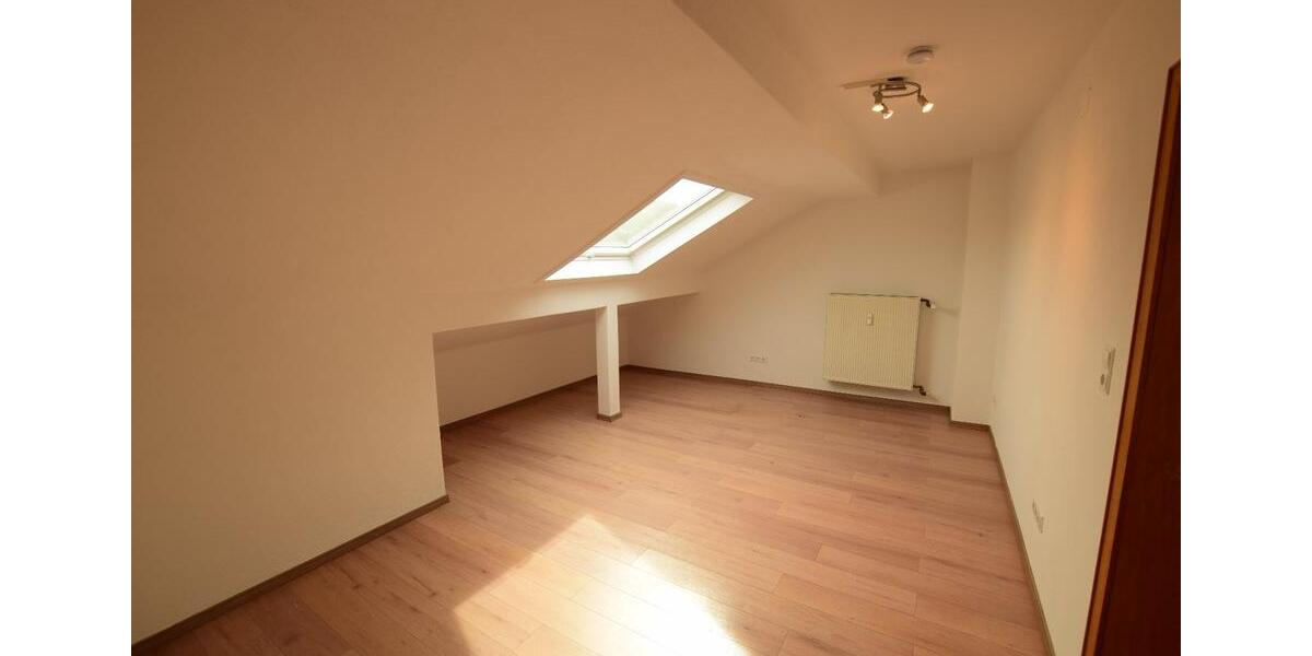 Dachgeschoßwohnung Koblenz Horchheim - 3 Zimmer, 65 m&sup2;, 680&euro; | Angebot:26435810
