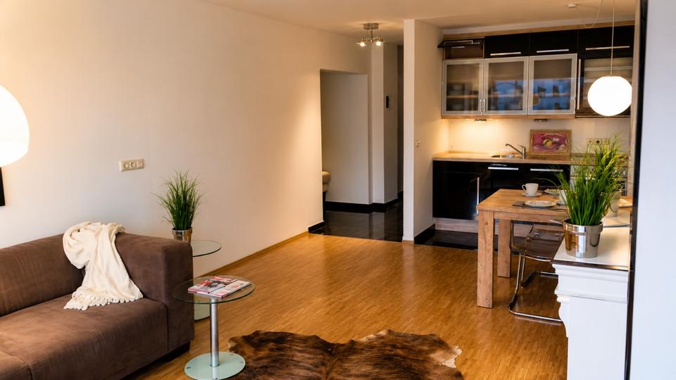 Etagenwohnung Köln Lindenthal - 2 Zimmer, 60 m&sup2;, 1.490&euro; | Angebot:26506431