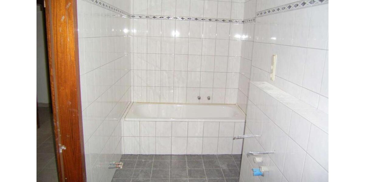 Etagenwohnung Goch - 6.5 Zimmer, 160 m&sup2;, 1.200&euro; | Angebot:25962700