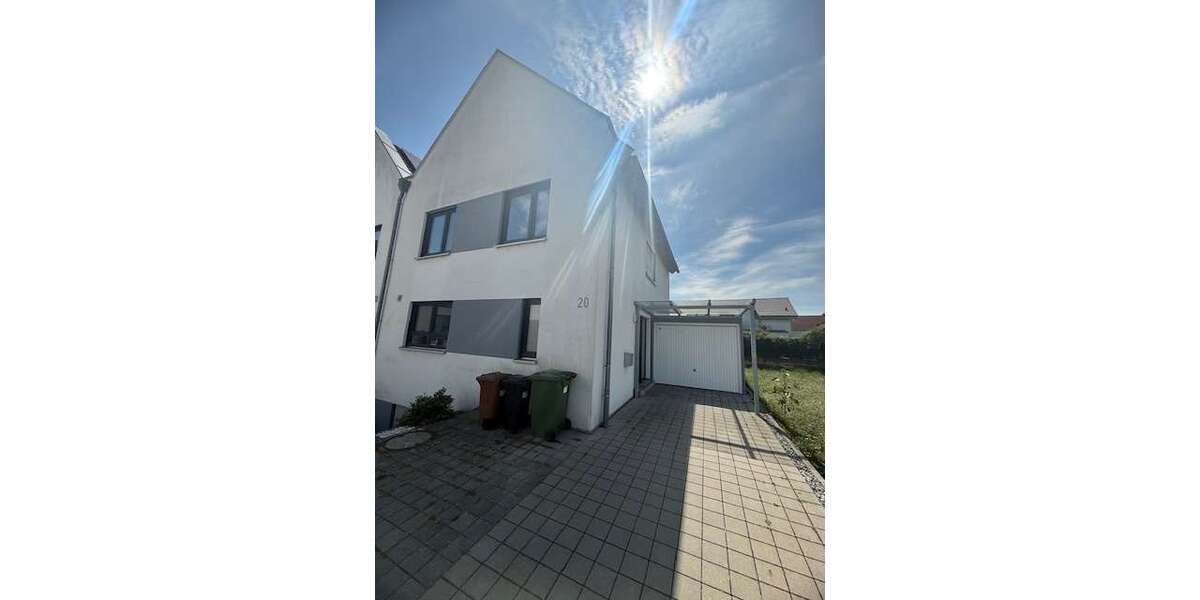 Haus zum Mieten in Neulussheim 2.200 € 167 m² 5 zimmer