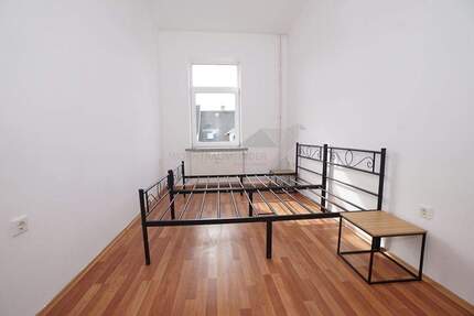 Wohnung Werdau - 2 Zimmer, 54 m&sup2;, 299&euro; | Angebot:25897706