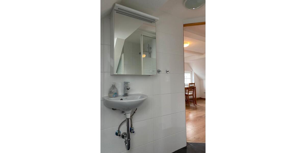 Dachgeschoßwohnung Schwelm - 1 Zimmer, 25 m&sup2;, 499&euro; | Angebot:25049457