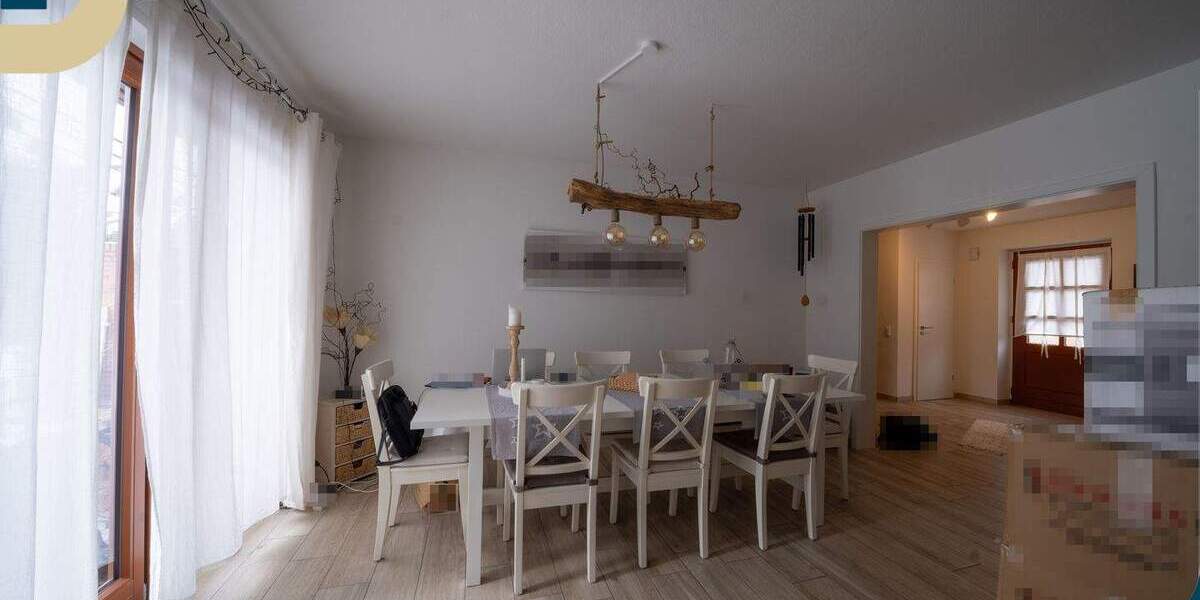 Doppelhaushälfte Pinneberg - 4 Zimmer, 170 m&sup2;, 2.200&euro; | Angebot:25050493
