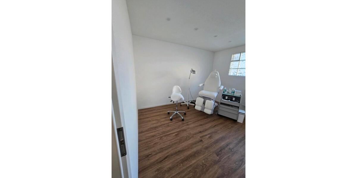 Gewerbeobjekt Wernau (Neckar) - 700&euro; | Angebot:25965038