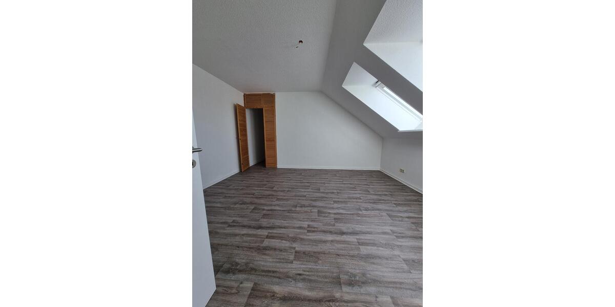 Maisonettenwohnung Schönebeck (Elbe) - 4 Zimmer, 123 m&sup2;, 729&euro; | Angebot:26366809