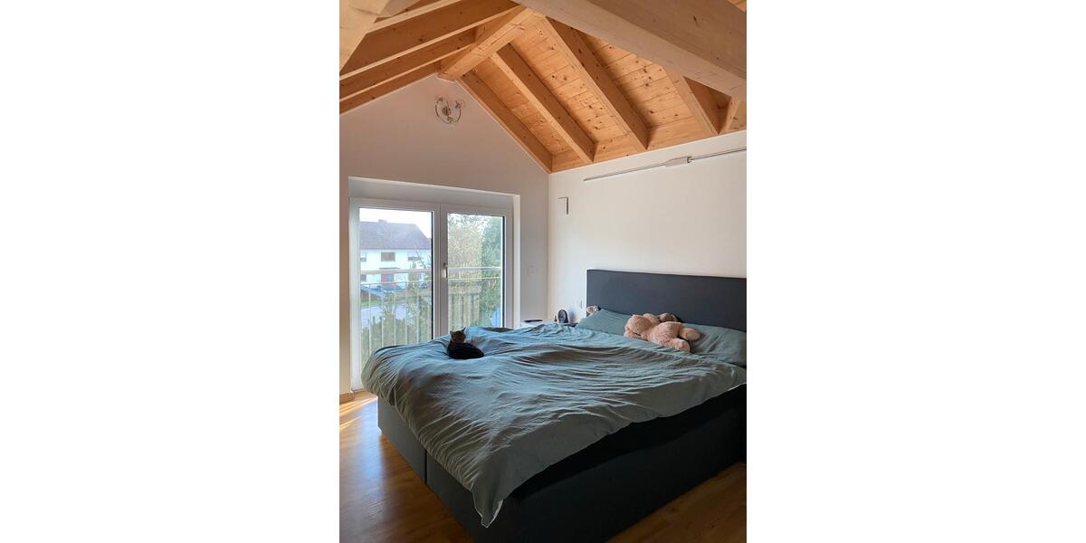 Dachgeschoßwohnung Stephansposching - 2 Zimmer, 62 m&sup2;, 610&euro; | Angebot:24417460