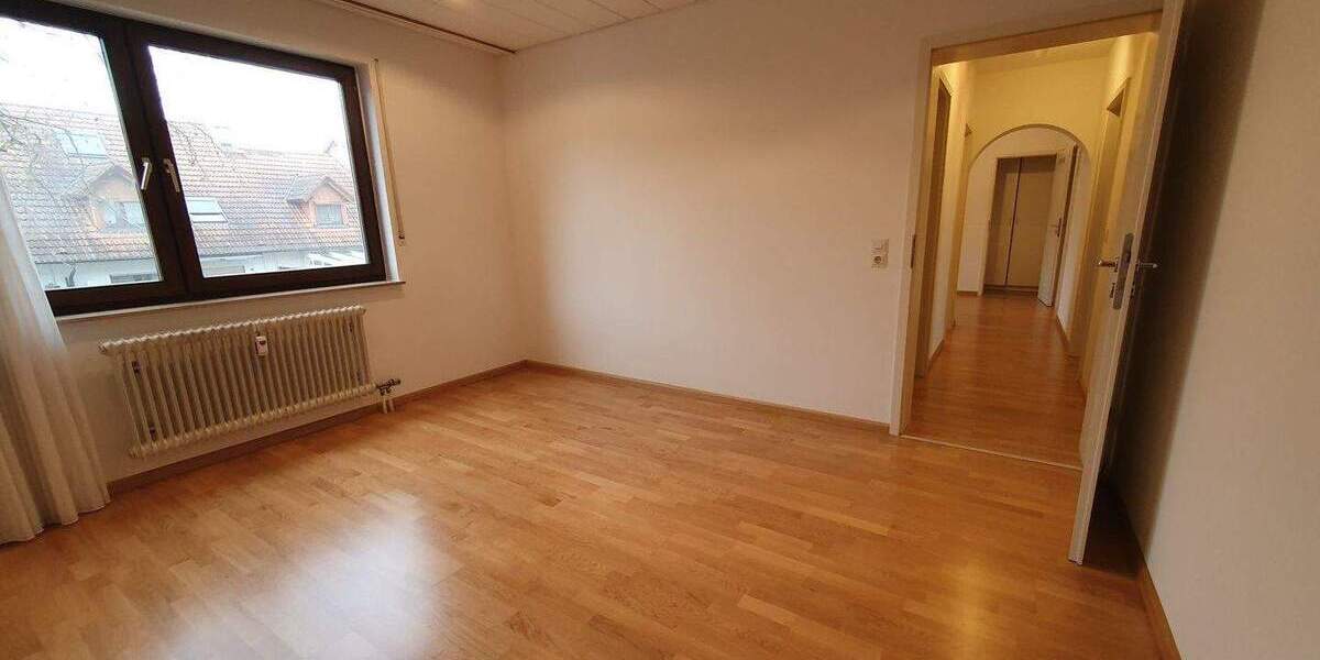 Etagenwohnung Staufen im Breisgau Staufen - 3 Zimmer, 88 m&sup2;, 1.160&euro; | Angebot:24859215