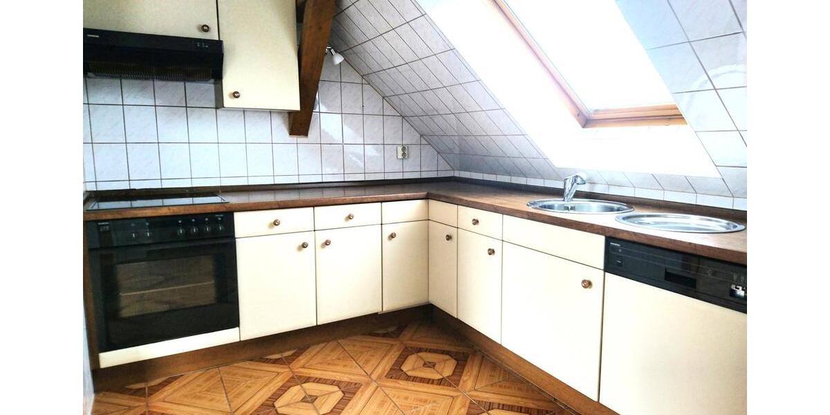 Dachgeschoßwohnung Stavenhagen - 2 Zimmer, 56 m&sup2;, 390&euro; | Angebot:25783170