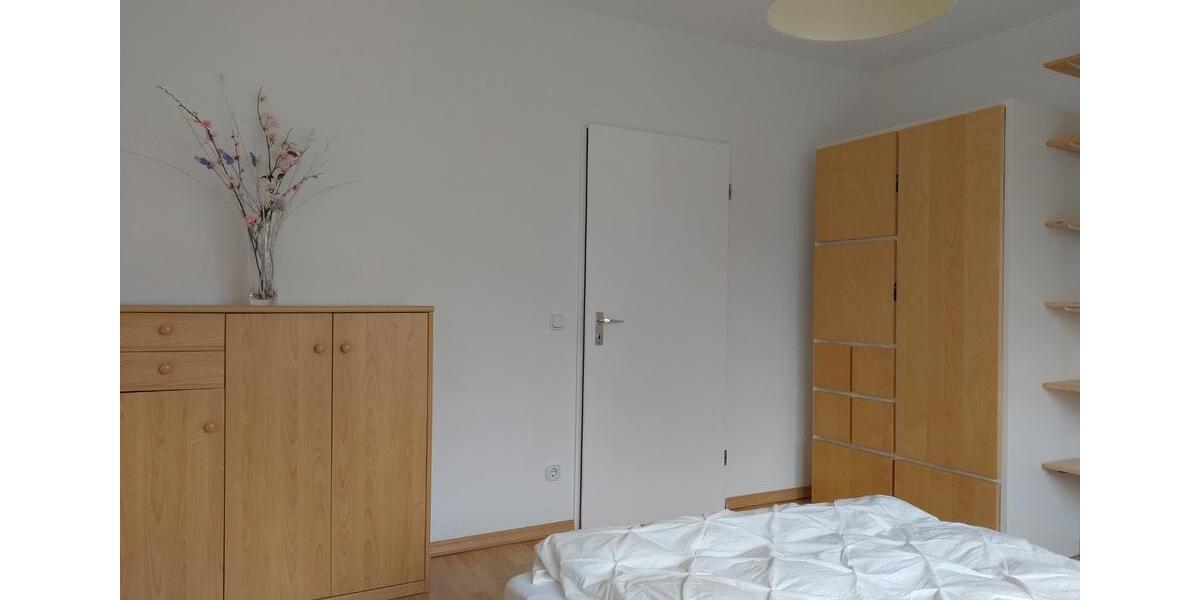 Wohnen auf Zeit Mönchengladbach Süd - 3 Zimmer, 86 m&sup2;, 1.500&euro; | Angebot:26268333