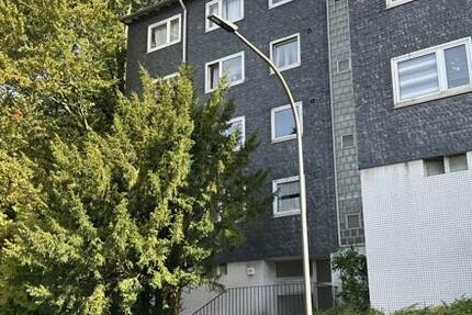 Frisch renovierte 4-Zi.-DG-Whg. mit neuem Tageslichtbad und Balkon 4 zimmer