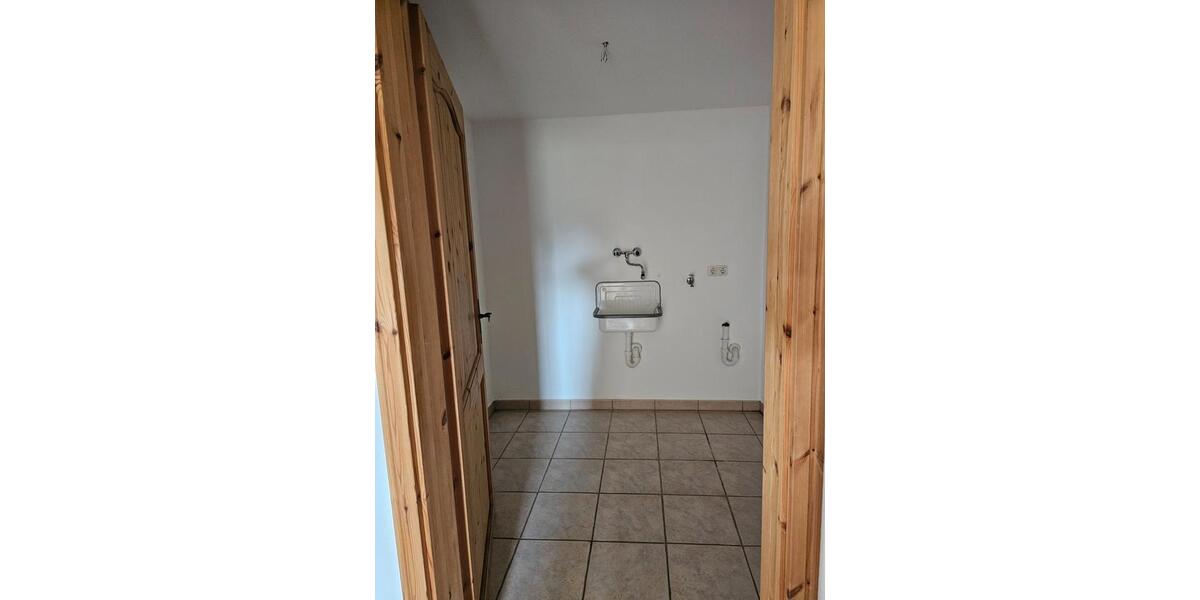 Etagenwohnung Arnstorf - 2 Zimmer, 65 m&sup2;, 780&euro; | Angebot:25886305