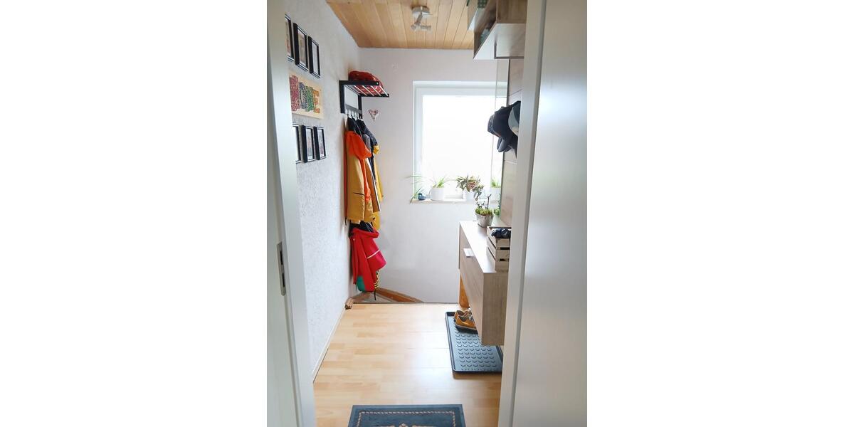 Wohnen auf Zeit Neusäß - 4 Zimmer, 105 m&sup2;, 1.750&euro; | Angebot:26017256