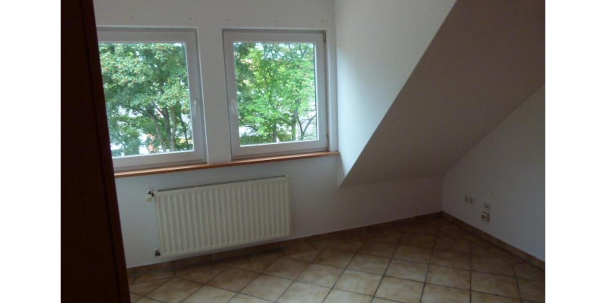 Etagenwohnung Hameln - 1 Zimmer, 10 m&sup2;, 320&euro; | Angebot:24745222