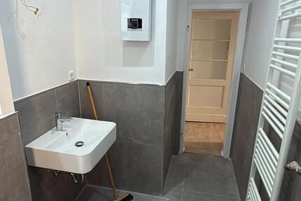 renovierte kernsanierte 4 Zimmer - Wohnung in Zentraumsnähe 4 zimmer