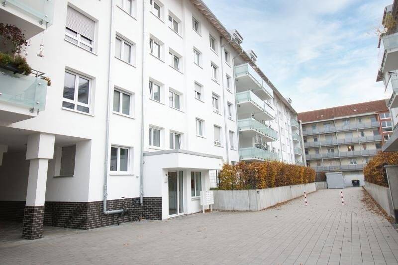 Etagenwohnung Schweinfurt Innenstadt - 4 Zimmer, 111 m&sup2;, 1.250&euro; | Angebot:23562463