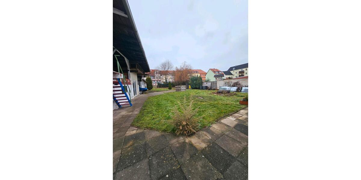 Einfamilienhaus Halberstadt - 8 Zimmer, 196 m&sup2;, 1.200&euro; | Angebot:26638579