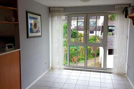 Wohnung Rheinstetten - 4 Zimmer, 120 m&sup2;, 1.350&euro; | Angebot:25880508