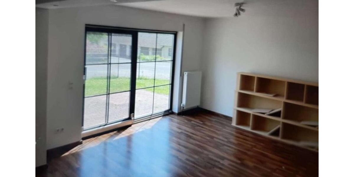 Erdgeschoßwohnung Waldems - 5 Zimmer, 155 m&sup2;, 1.180&euro; | Angebot:25525860