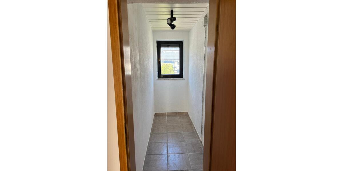 Einfamilienhaus Krumbach (Schwaben) - 6 Zimmer, 133 m&sup2;, 1.650&euro; | Angebot:26594509
