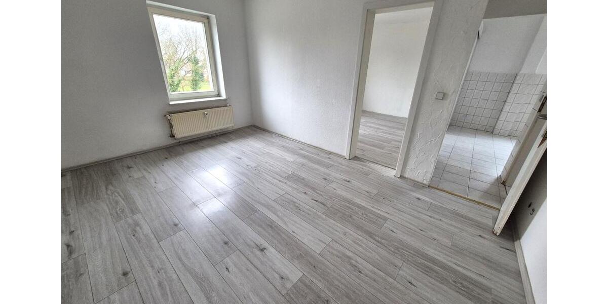 Dachgeschoßwohnung Güstrow - 2 Zimmer, 45 m&sup2;, 360&euro; | Angebot:24807155