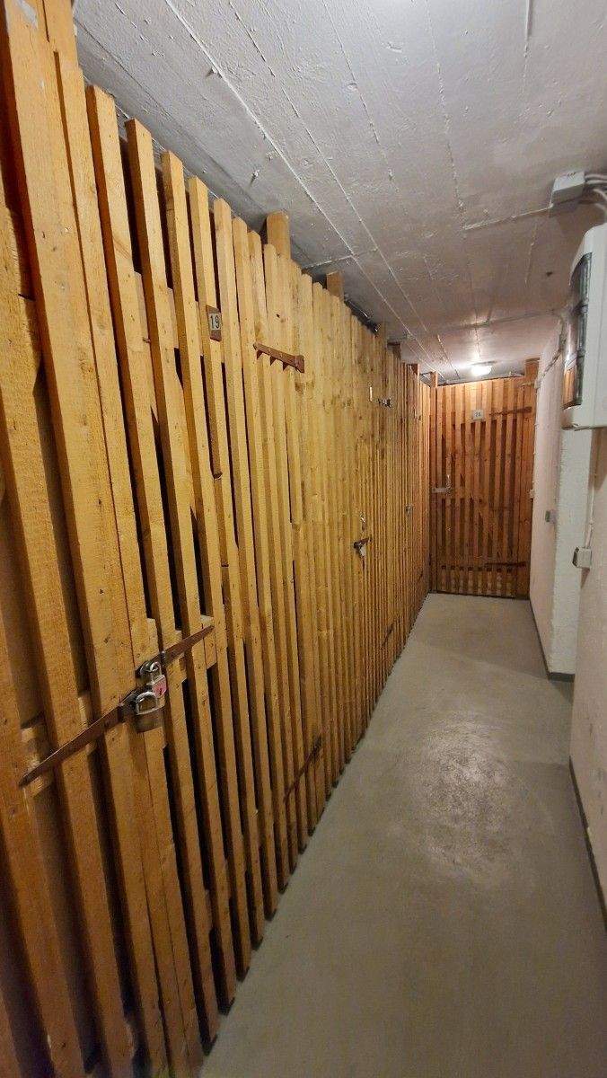Komfortables Wohnen: Balkon, Tiefgarage, Pool & Sauna in Duisburg 3 zimmer
