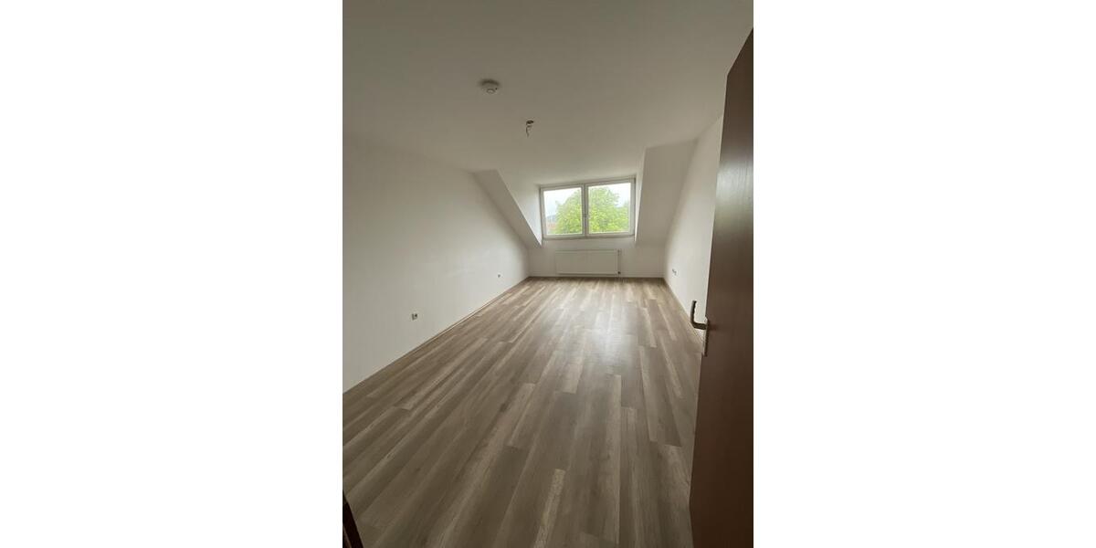 Dachgeschoßwohnung Dortmund Huckarde - 2 Zimmer, 66 m&sup2;, 529&euro; | Angebot:26586831
