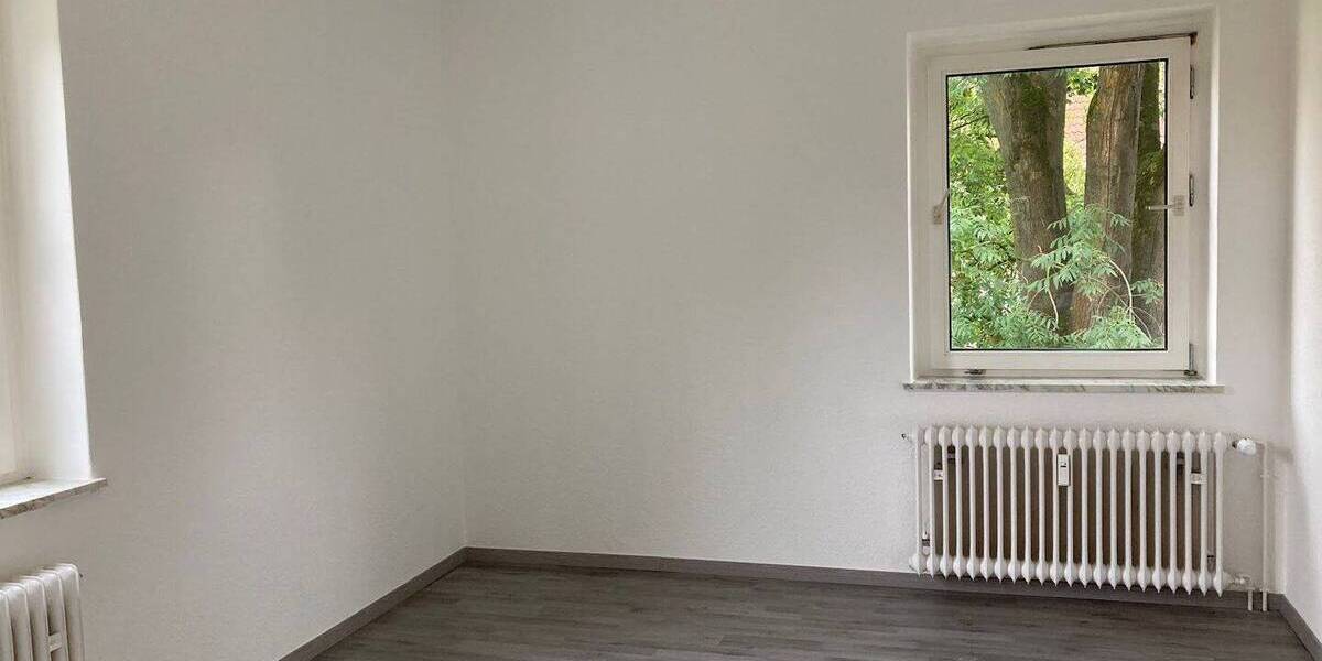 Etagenwohnung Salzgitter Lebenstedt - 3 Zimmer, 57 m&sup2;, 340&euro; | Angebot:26502117
